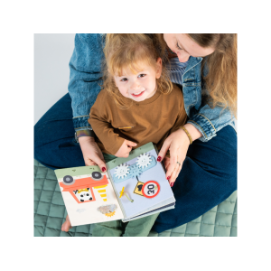 Taf Toys Knižka s aktivitami Tiny Traveler Busy Book
