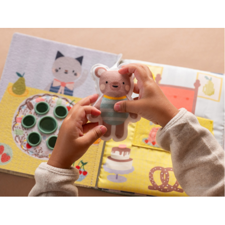 Taf Toys Knižka s aktivitami My Home Busy Book
