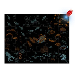 Magické puzzle Oceán s baterkou